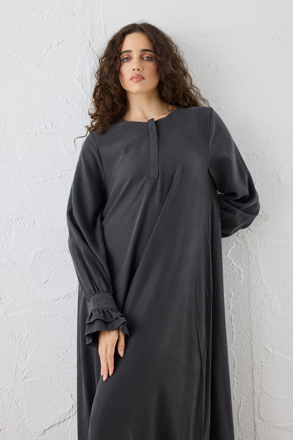 ELARA Silk Cupro Maxi Kleid