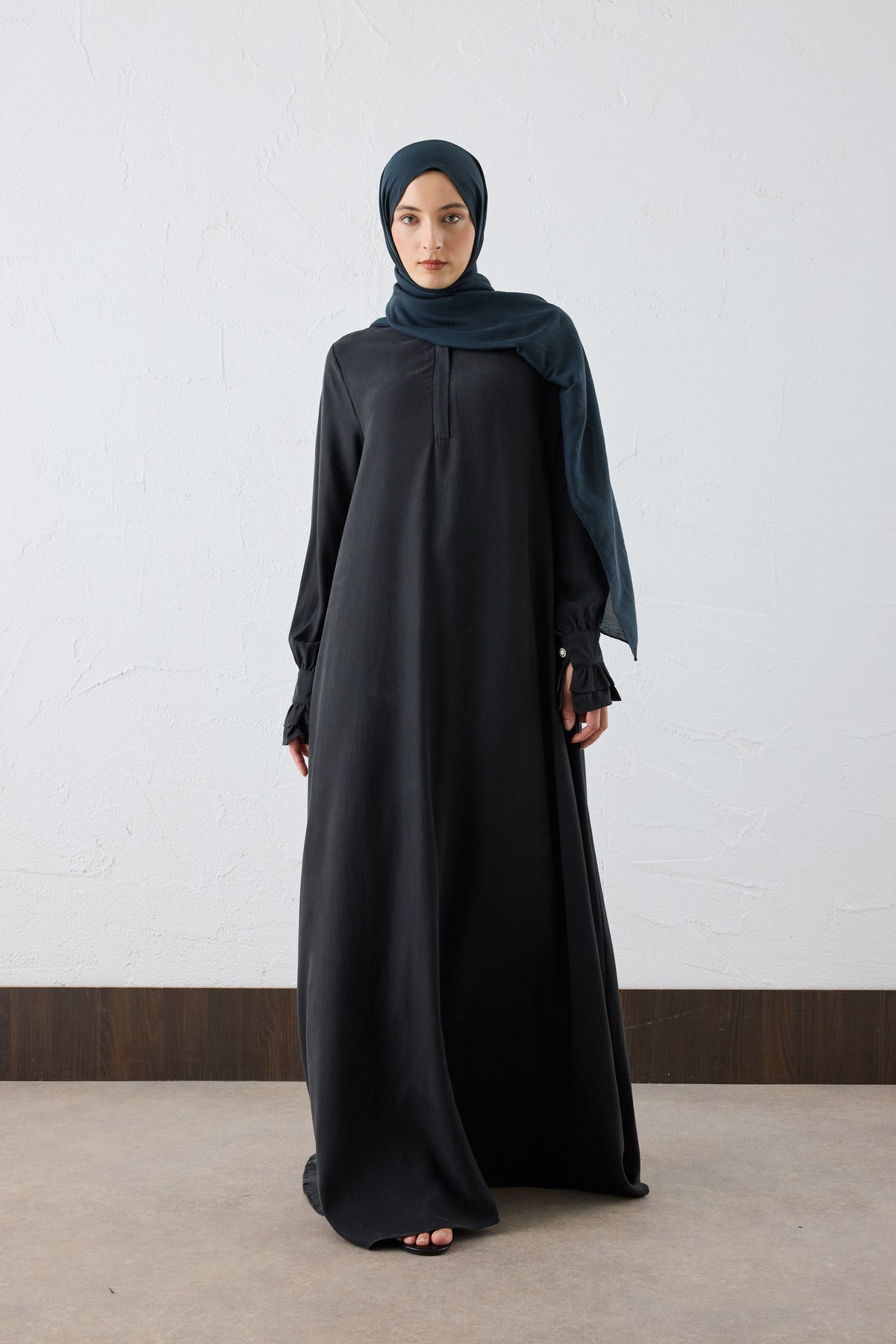 ELARA Silk Cupro Maxi Kleid