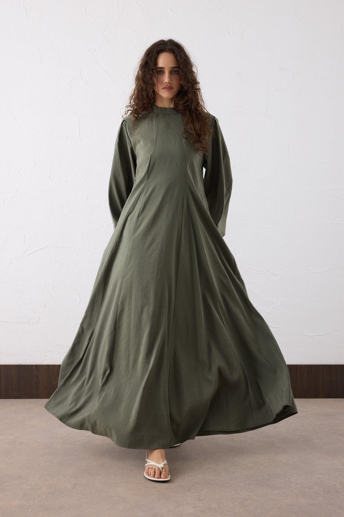 Noura Crinkle Maxi Kleid