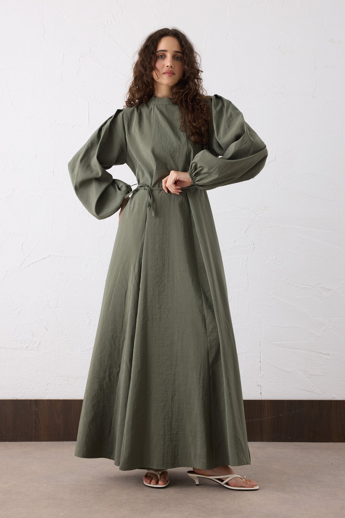 Noura Crinkle Maxi Kleid