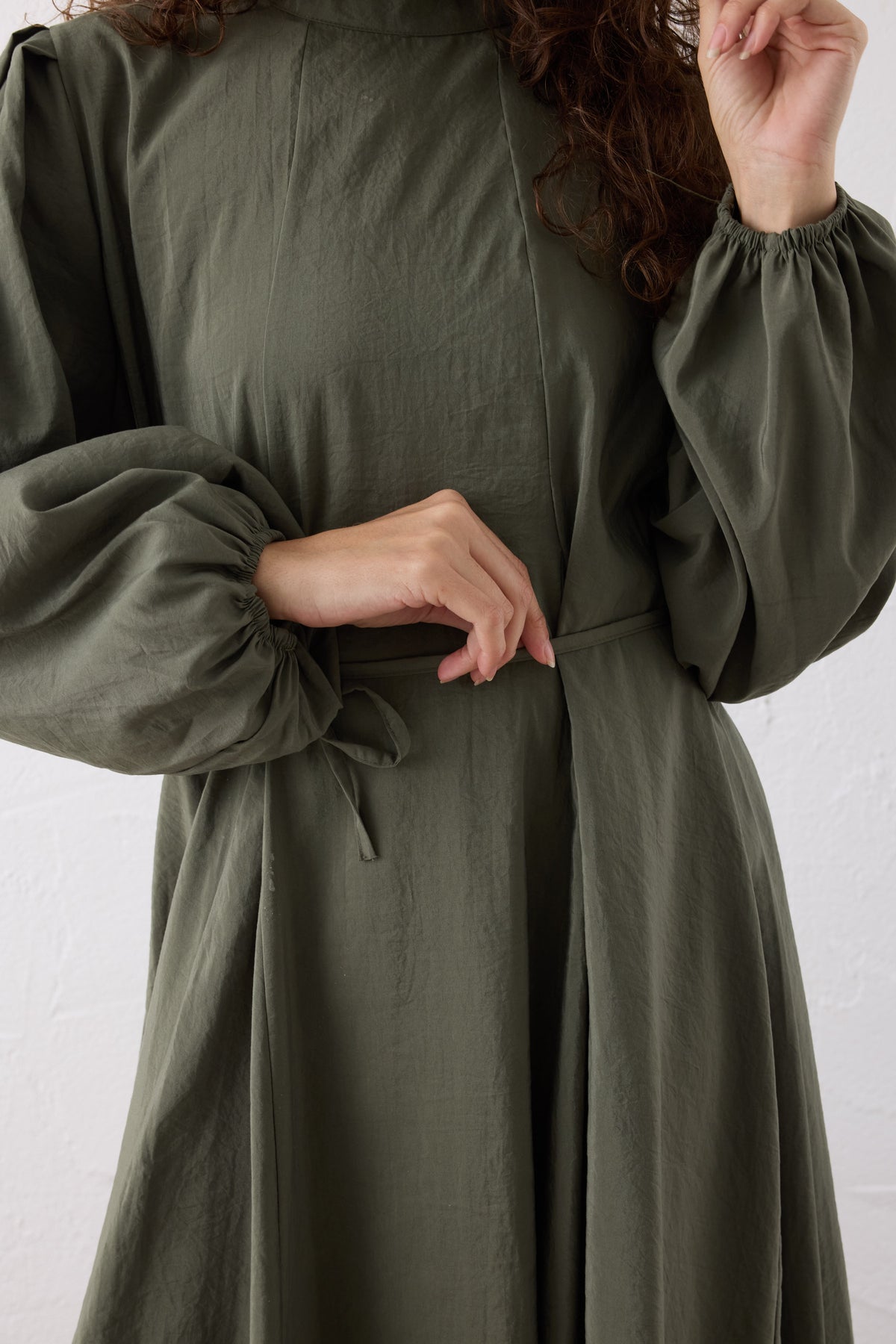 Noura Crinkle Maxi Kleid