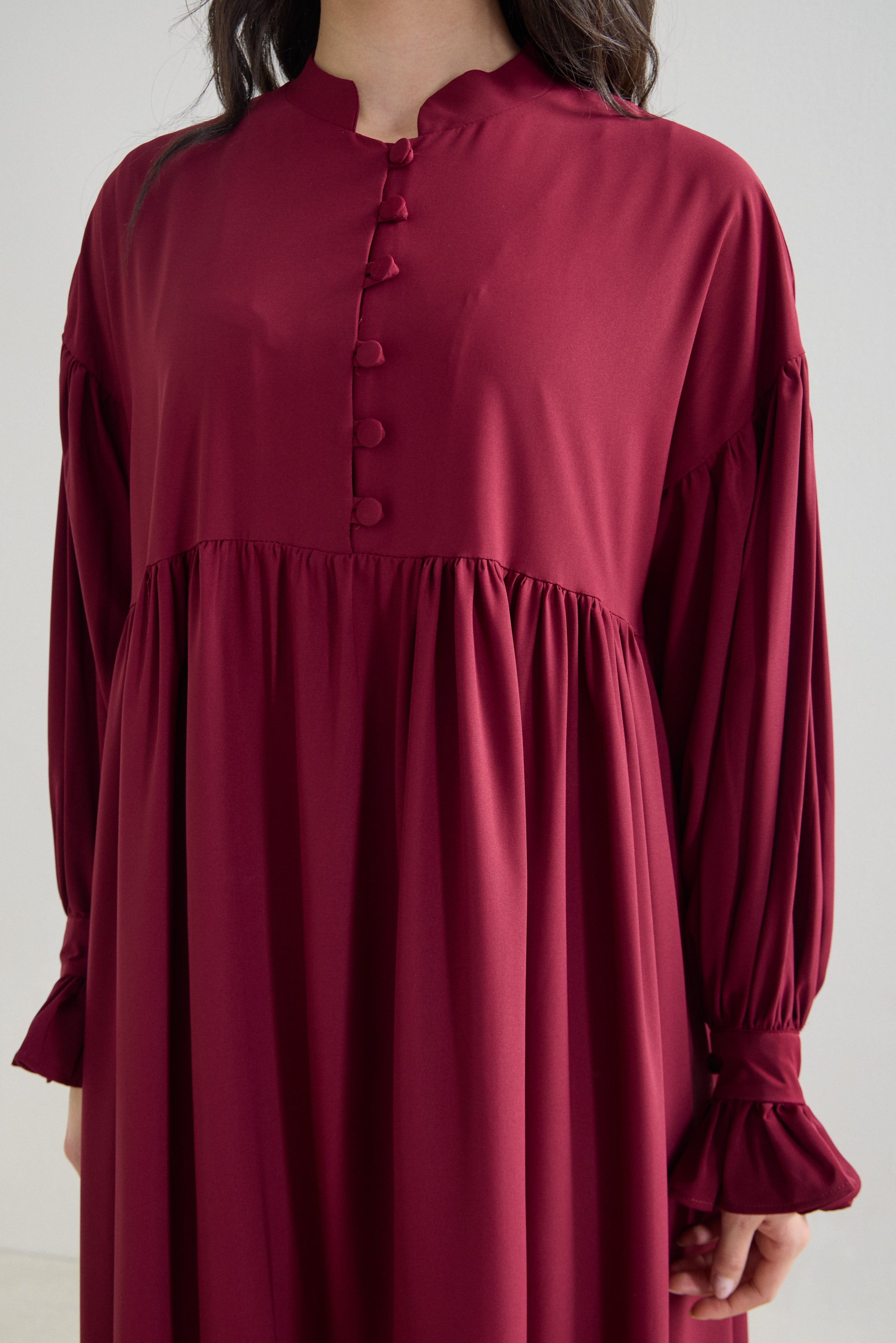 Luna Dubai Silk Abaya