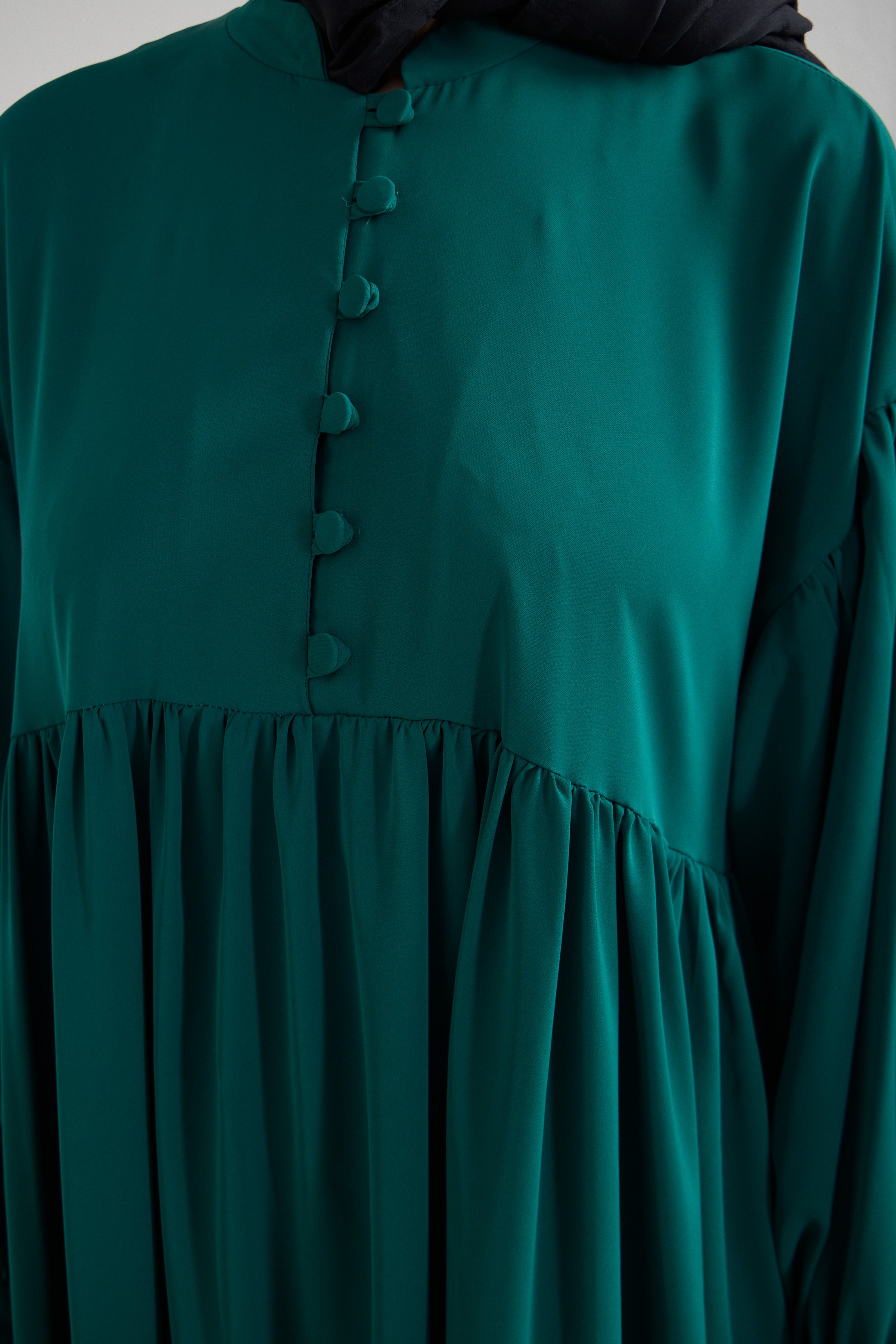 Luna Dubai Silk Abaya