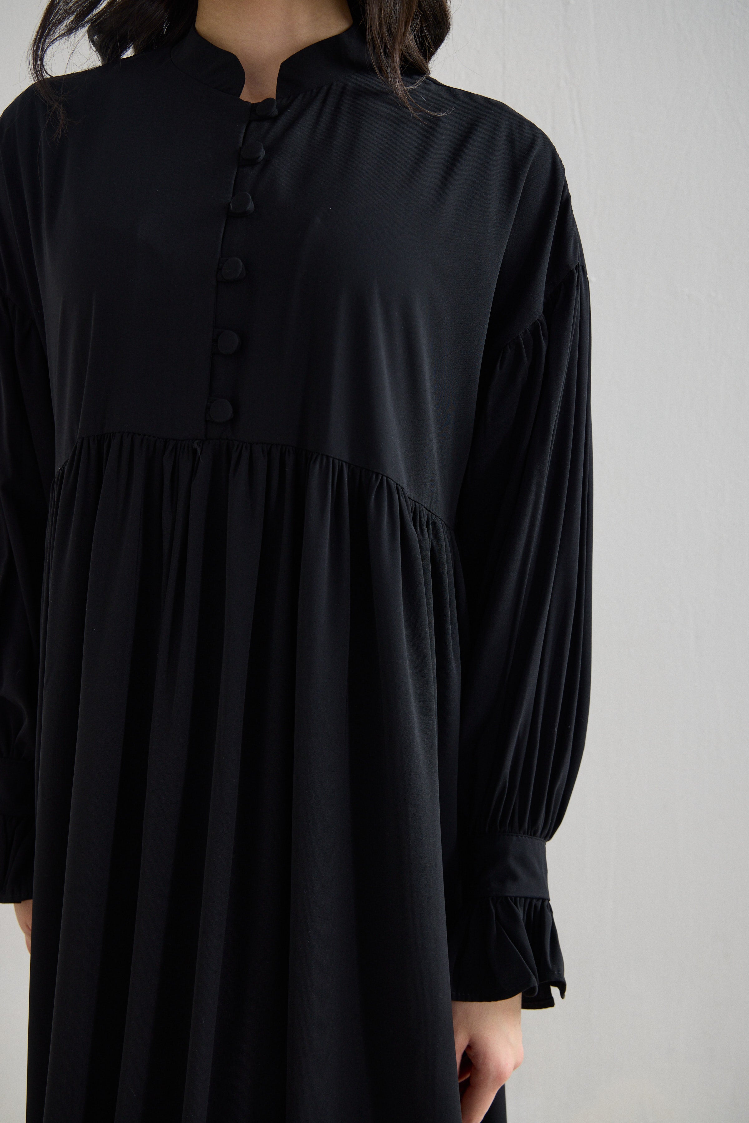Luna Dubai Silk Abaya