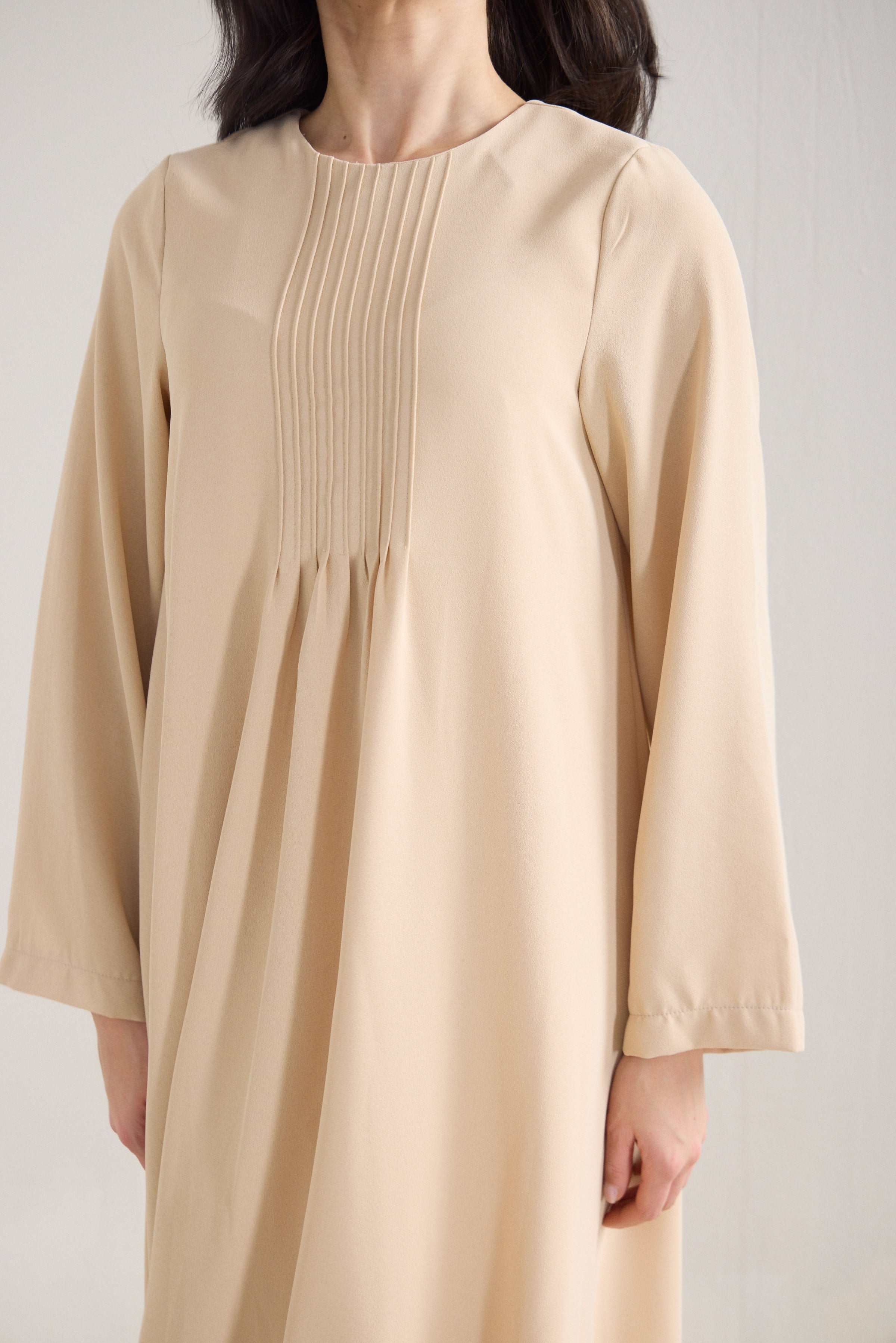 Serene Krep Maxikleid