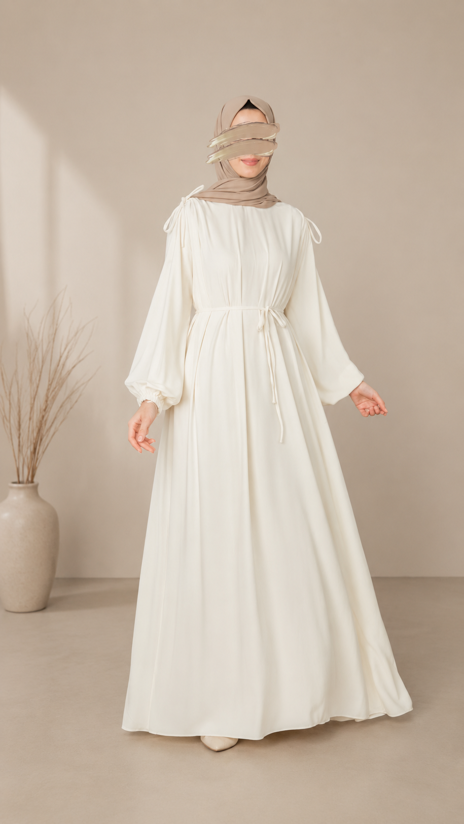Safiya Medina Zijde Abaya