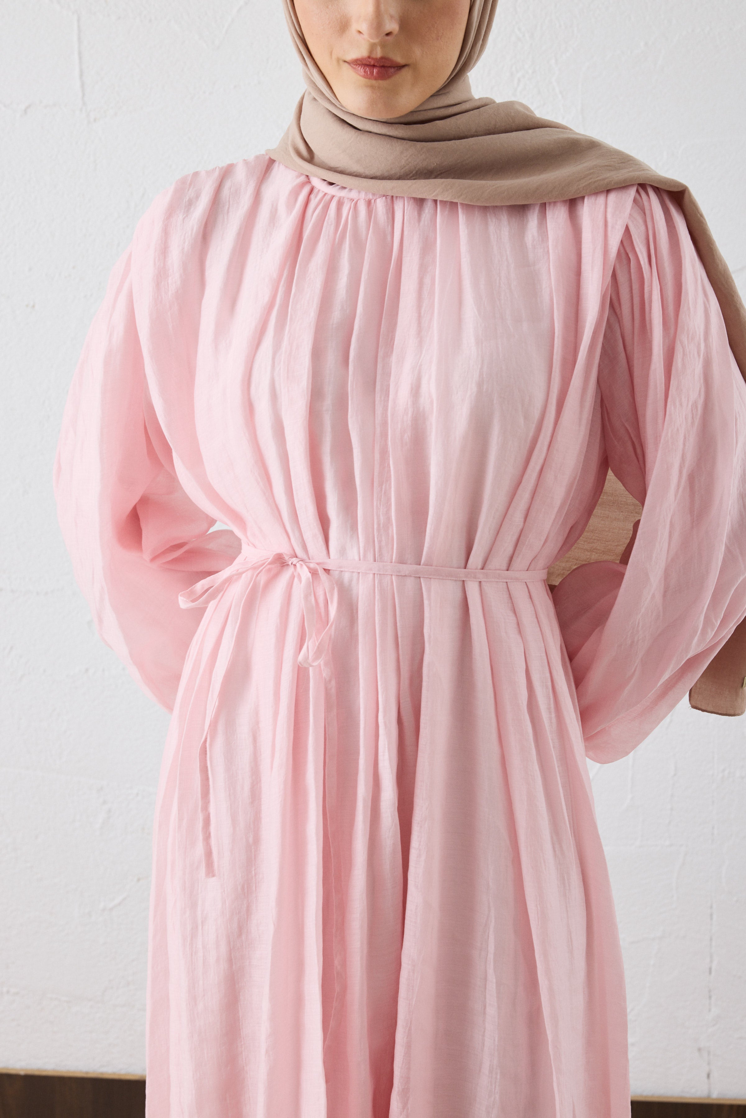 VELORA Crinkle Maxi KLeid