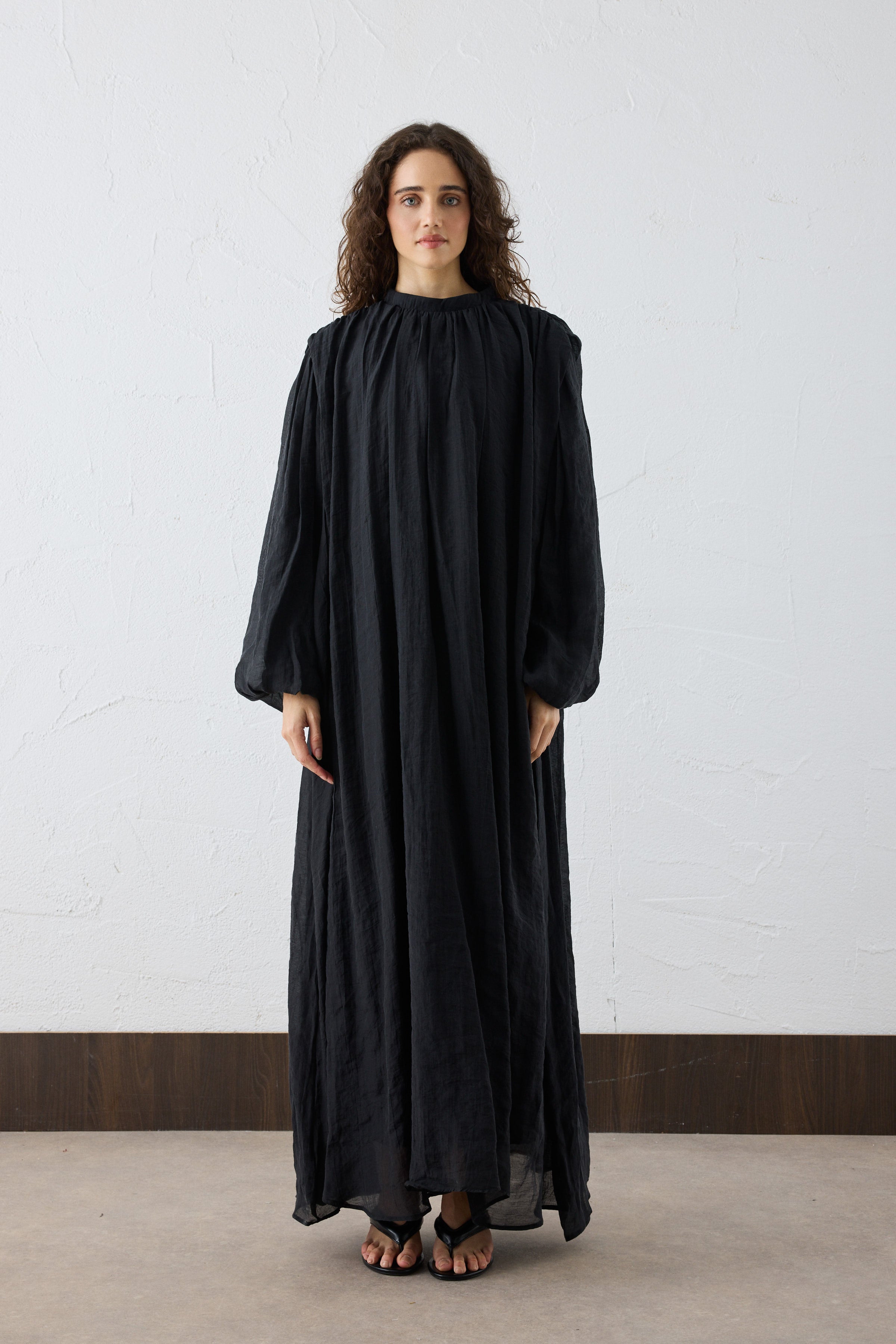 VELORA Crinkle Maxi KLeid