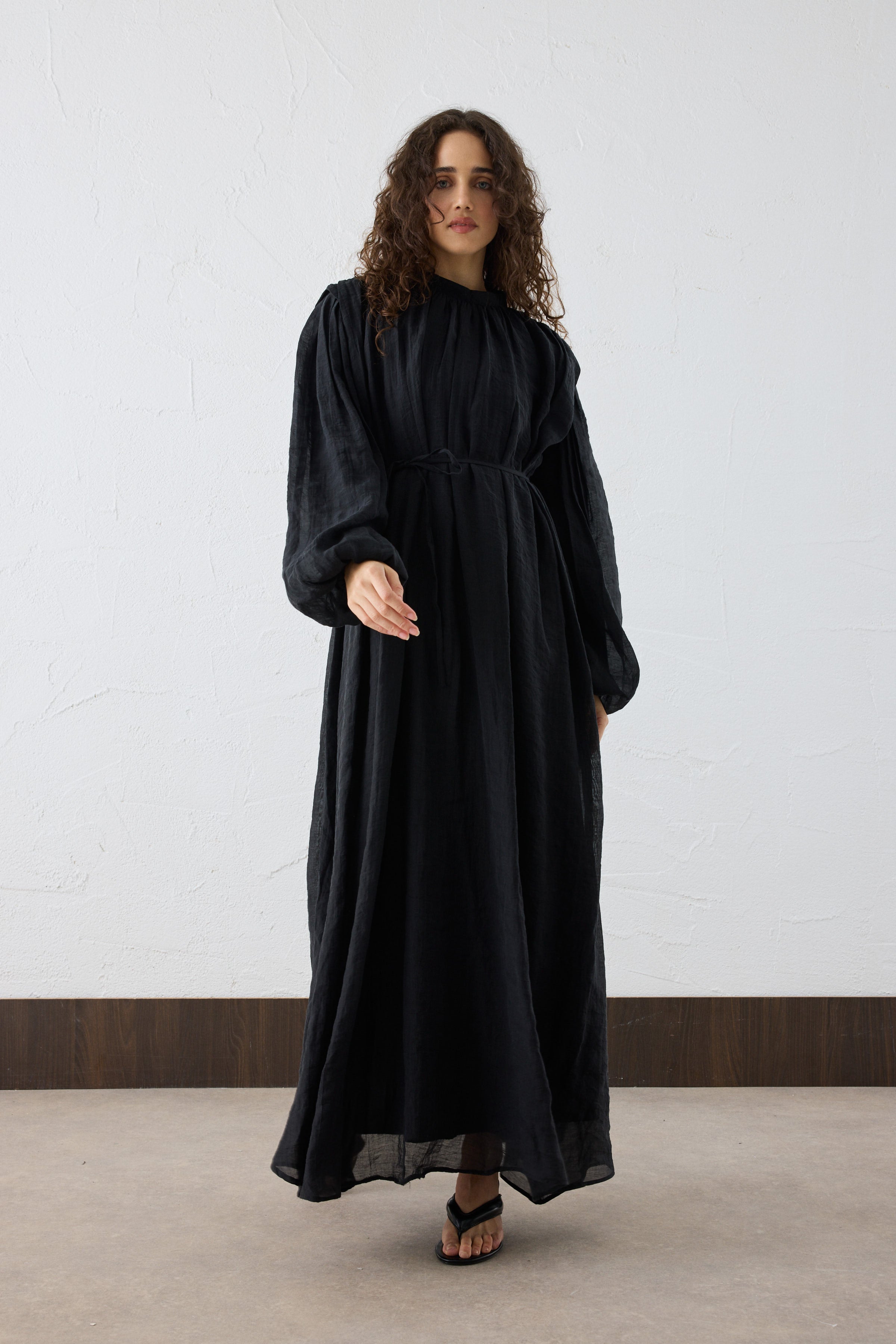 VELORA Crinkle Maxi KLeid