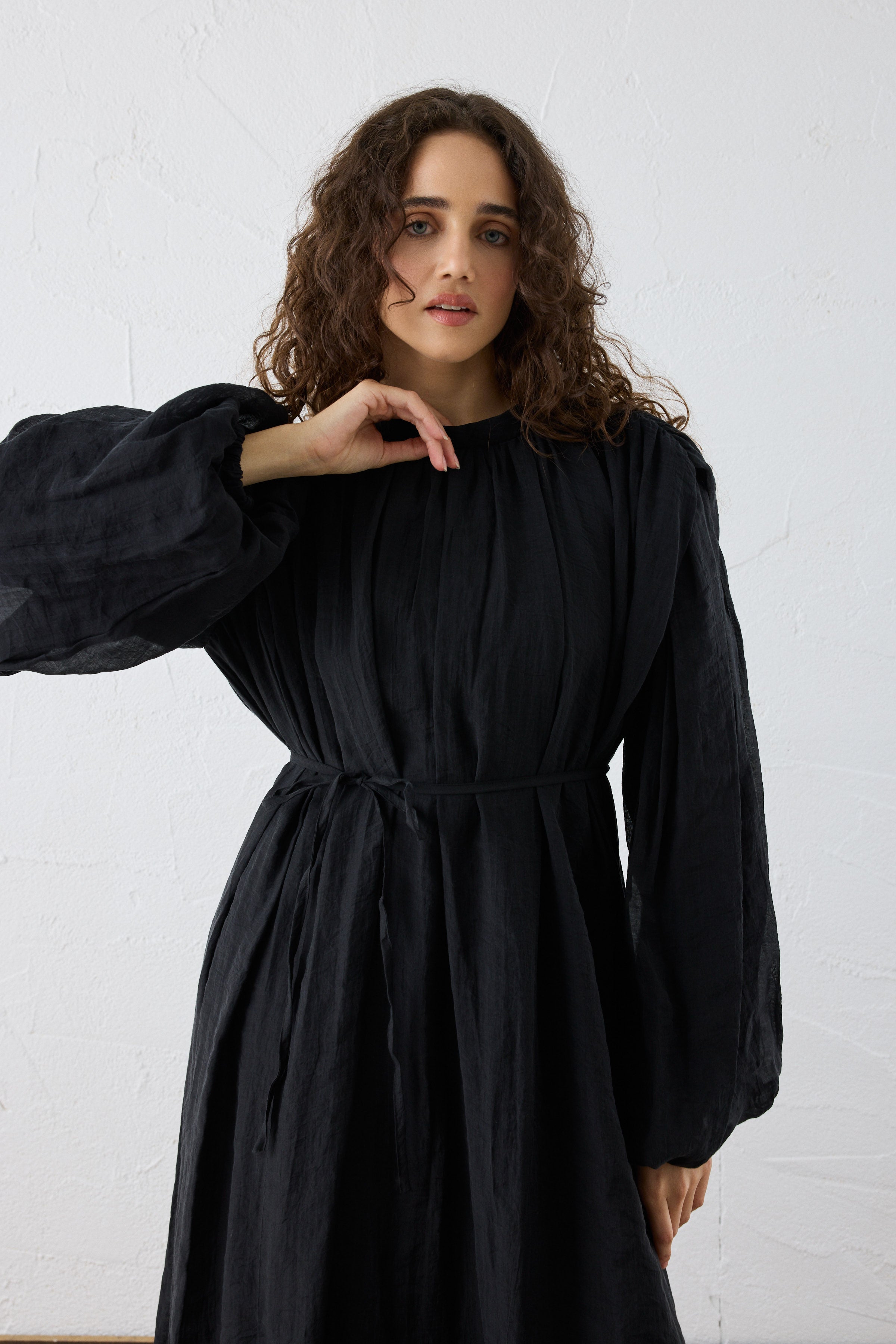 VELORA Crinkle Maxi KLeid
