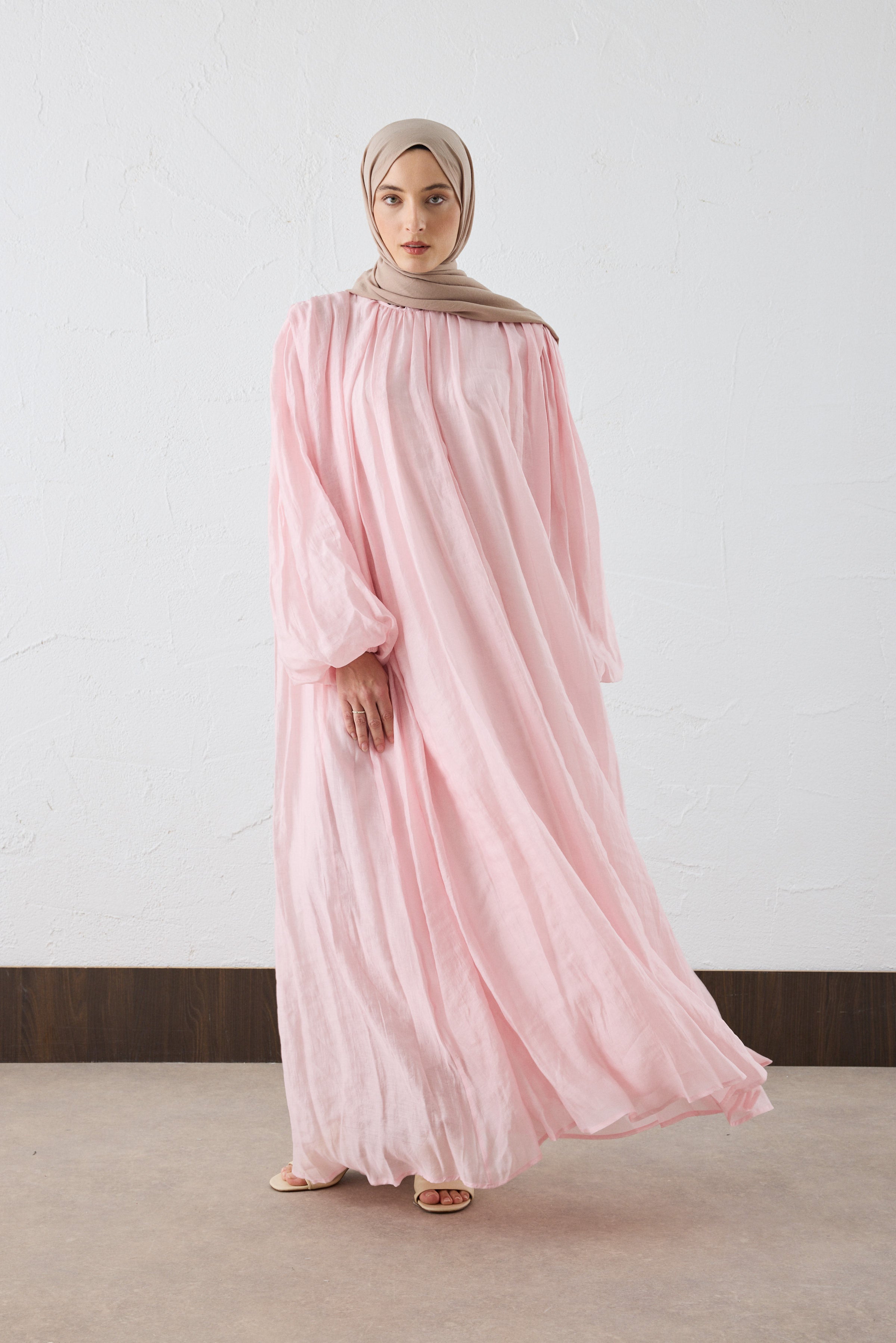 VELORA Crinkle Maxi KLeid