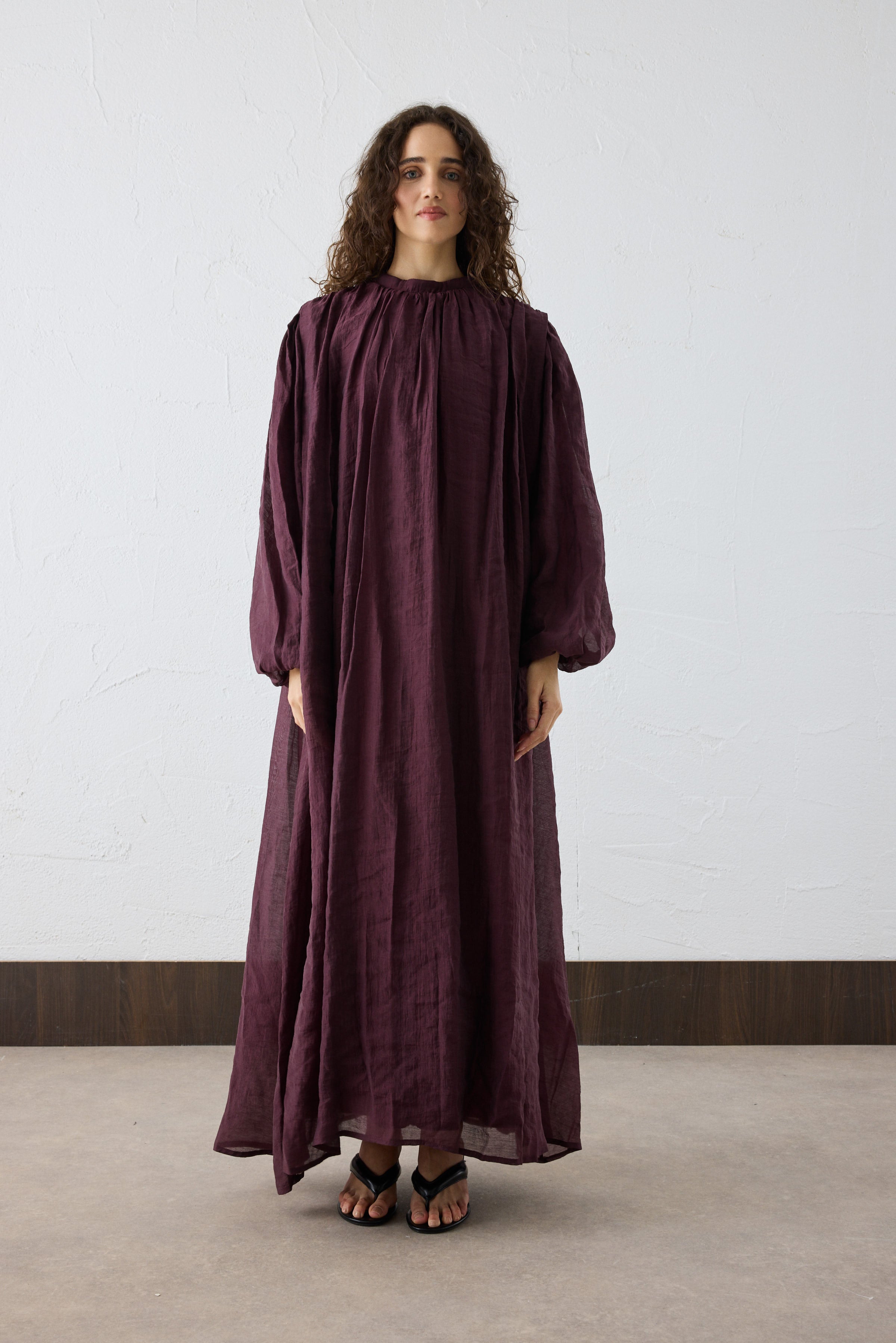 VELORA Crinkle Maxi KLeid