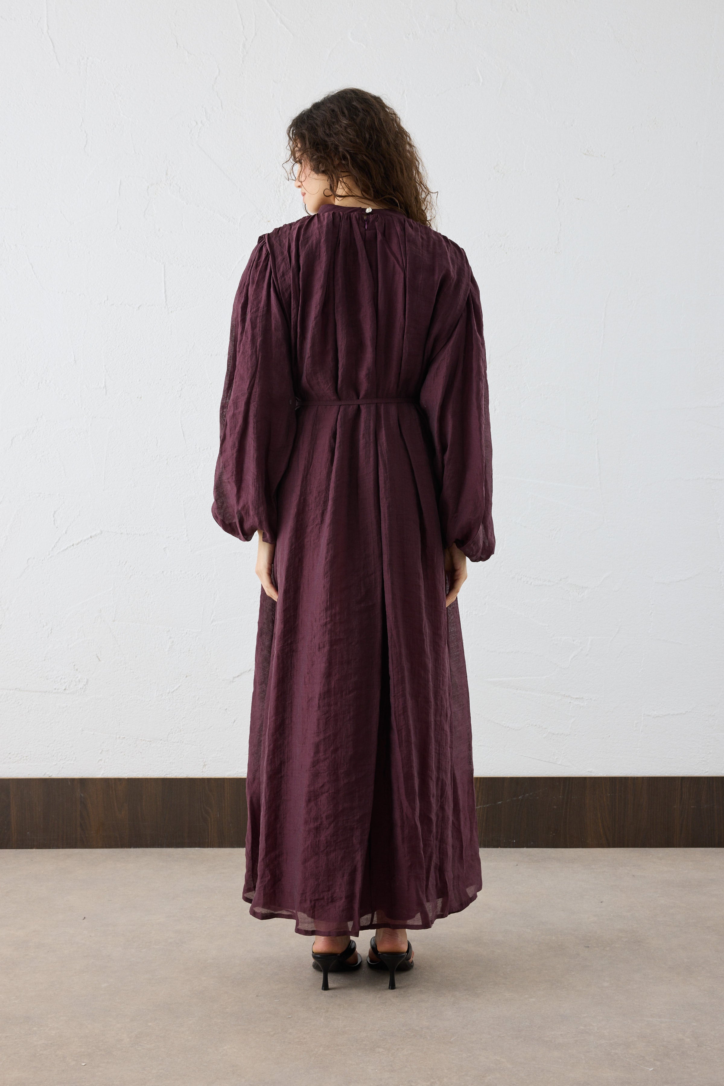 VELORA Crinkle Maxi KLeid