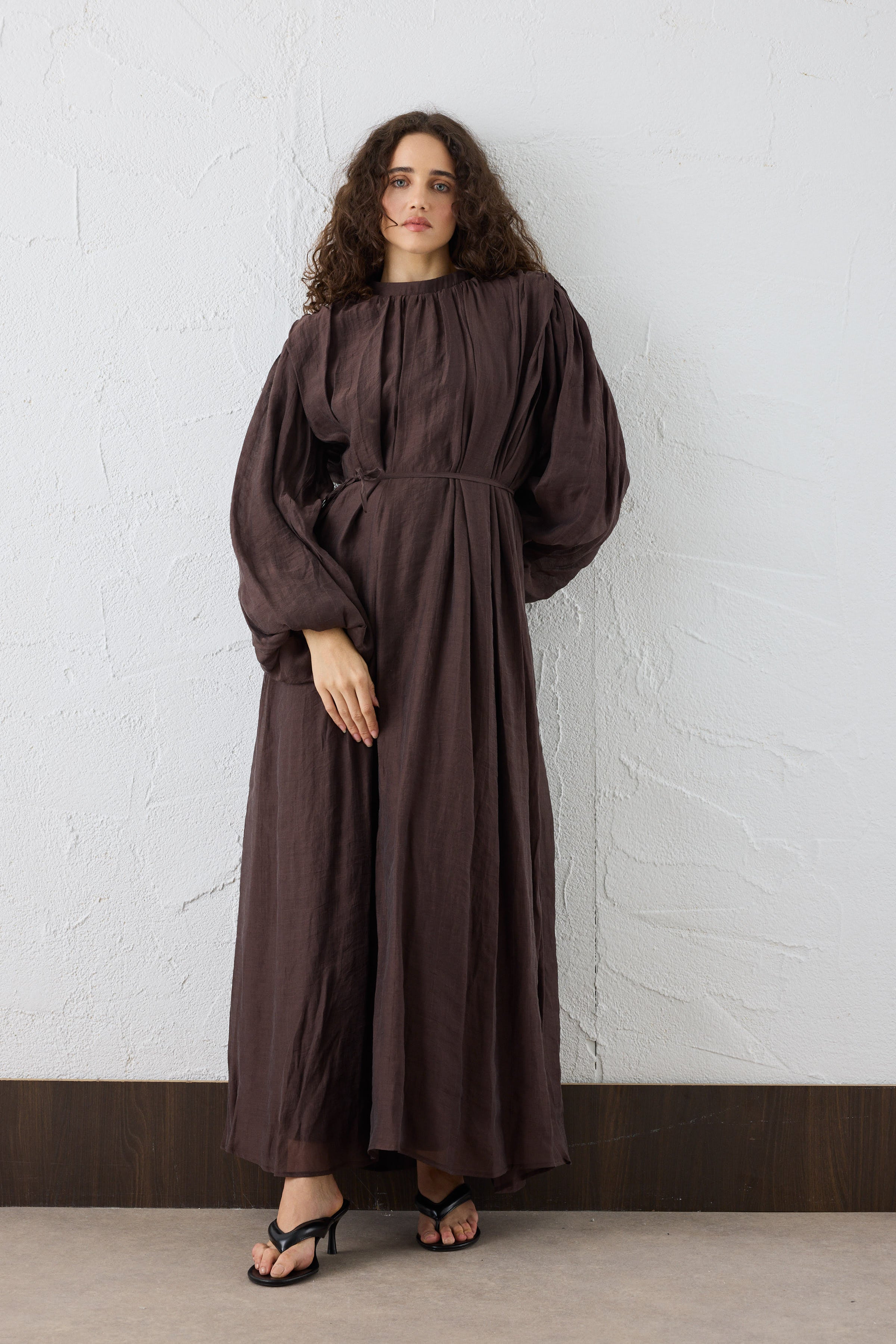 VELORA Crinkle Maxi KLeid