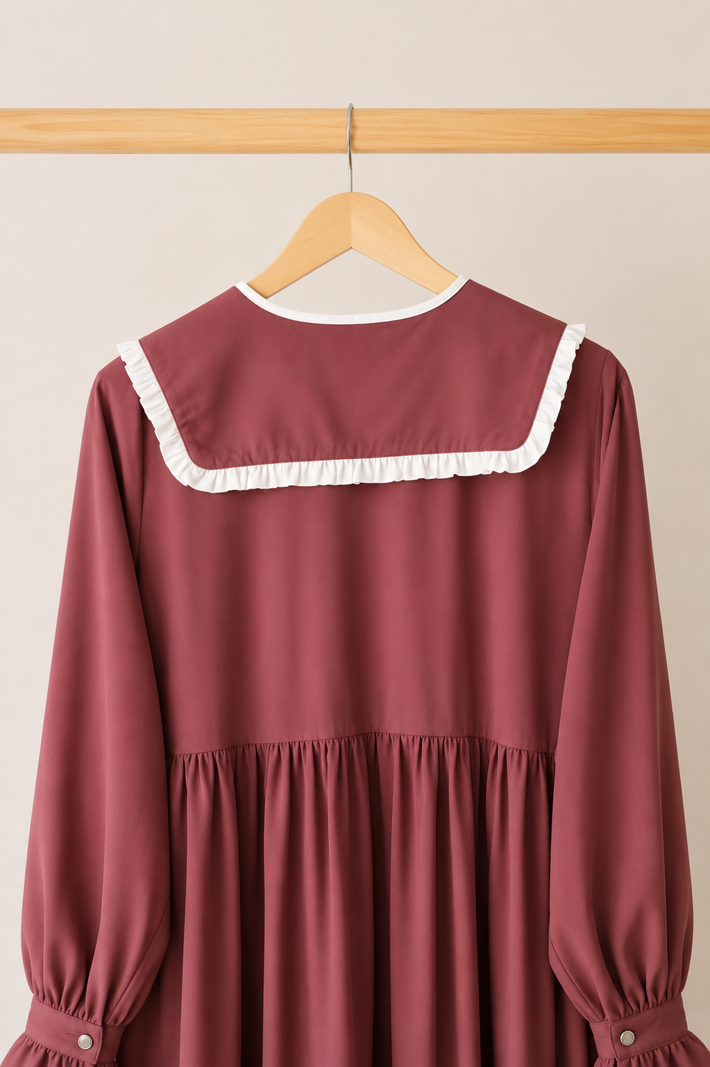 Lina Medina Silk Maxi Kleid