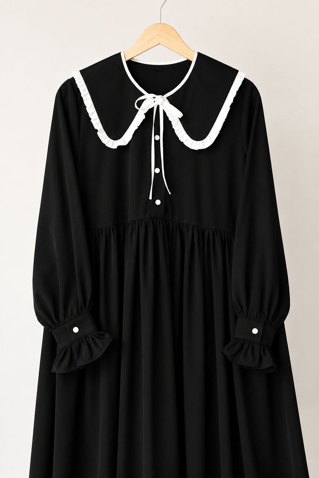 Lina Medina Silk Maxi Kleid