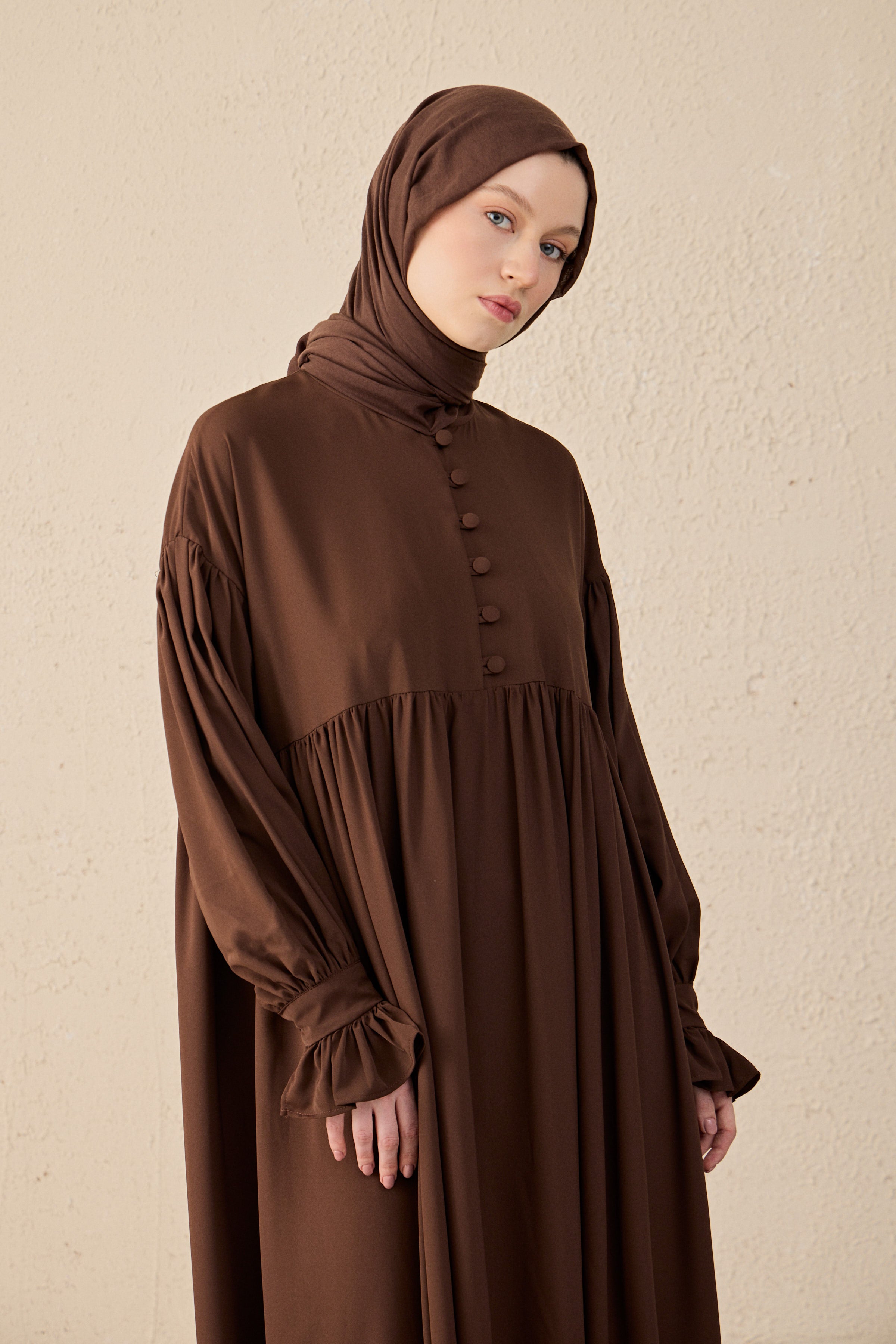 Luna Dubai Silk Abaya