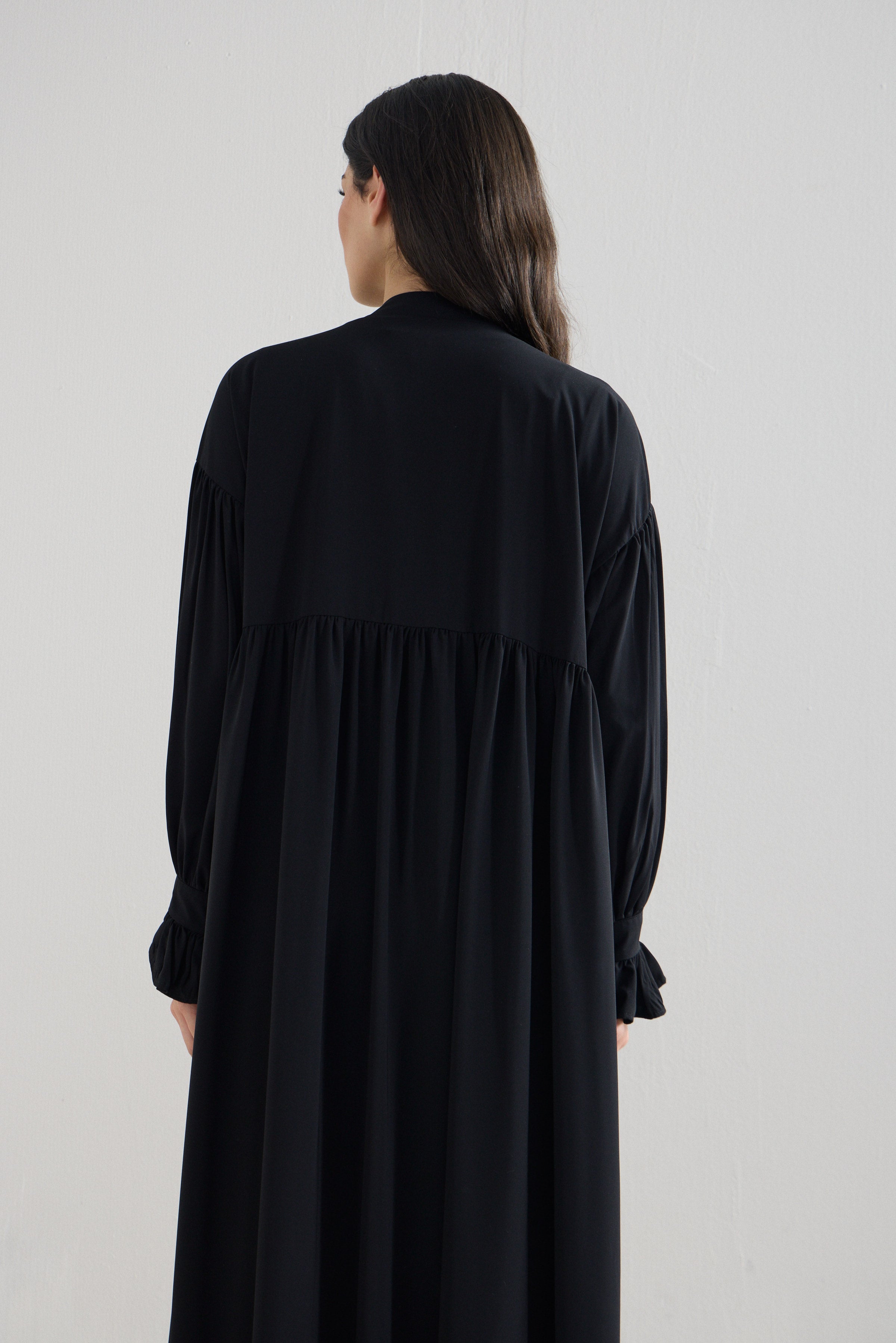 Luna Dubai Silk Abaya
